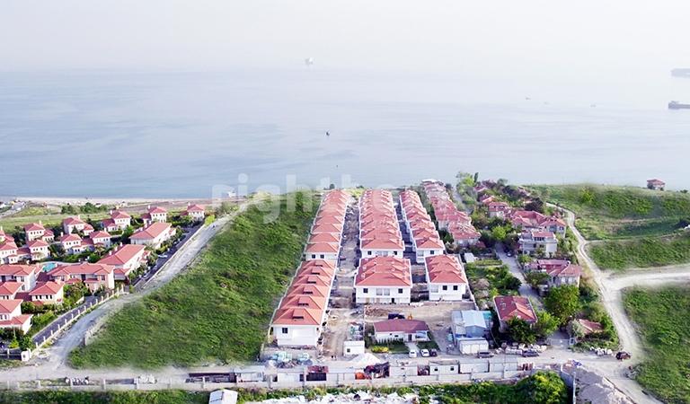 RH 394 - Private villas in Beylikduzu with sea view