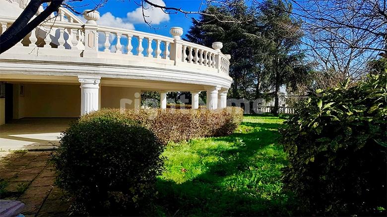 RH 359 - Luxurious mansion with Bosphorus views in Sariyer