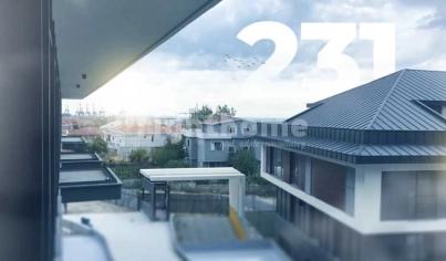 RH 231 - Ready apartments and villas with direct sea view in Beylikduzu